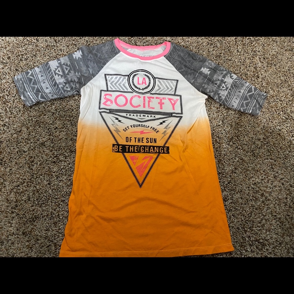 Women’s tee